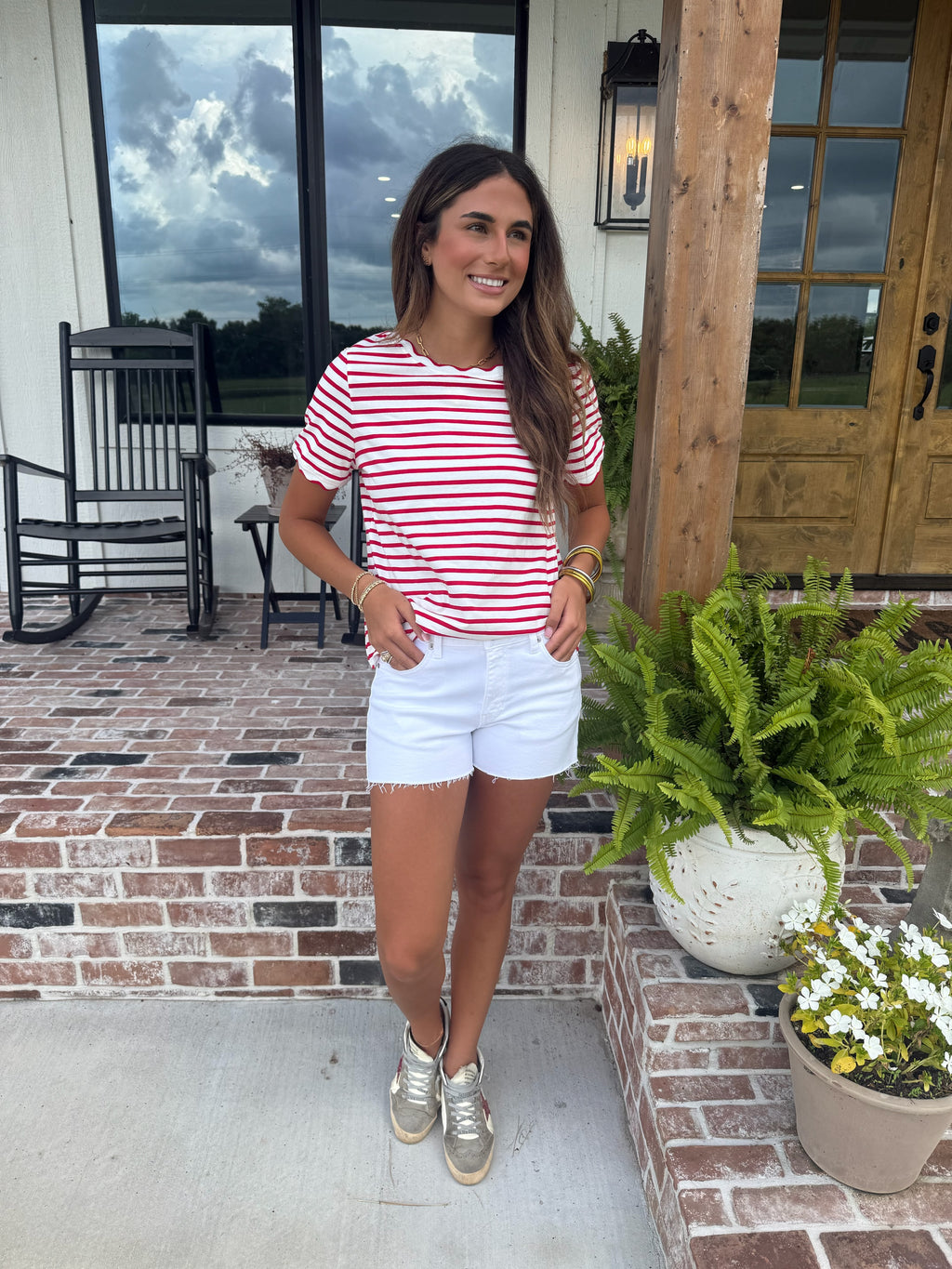 Red Striped Scalloped Tee ￼